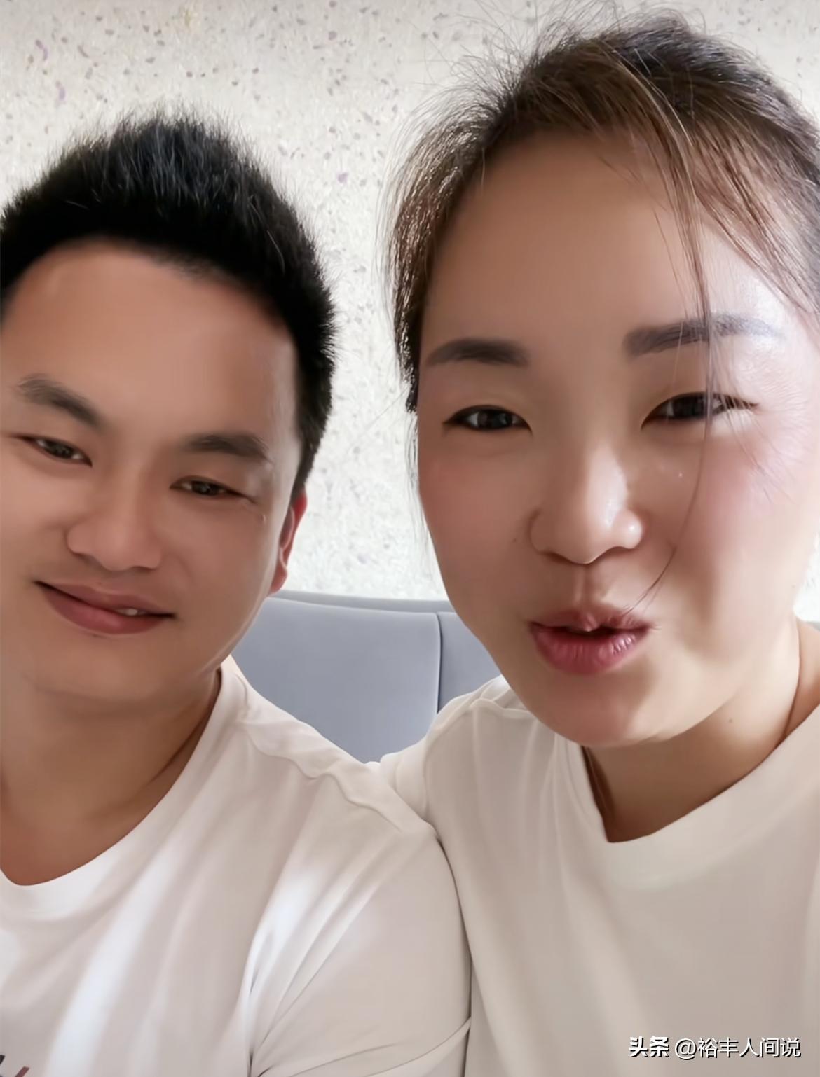 29岁妈妈的四胞胎奇迹，顺产三儿一女的温馨故事