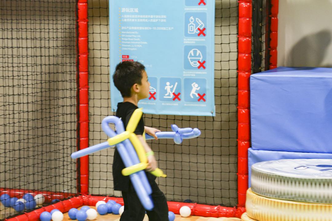 杭州队 vs 大连直播视频,一场比赛,两个城市的足球心跳 杭州队 vs 大连直播视频,一场比赛,两个城市的足球心跳
