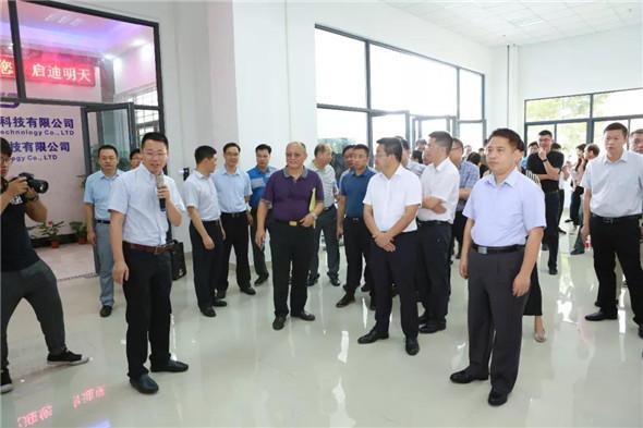 专家称中国空军已覆盖整个南海，守护蓝海，和平翱翔
