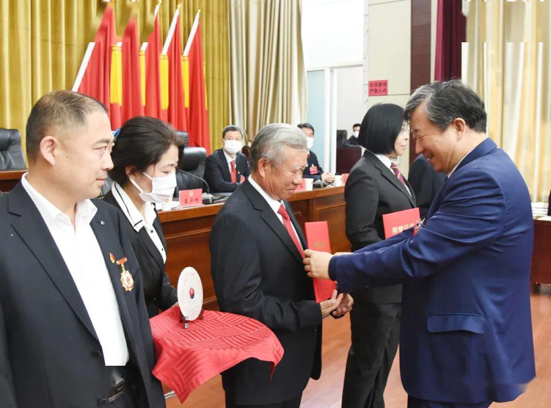 山东省人大常委会原副主任张瑞凤逝世，一位为民服务的公仆记忆