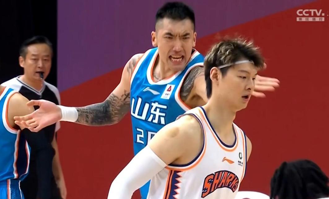 CBA上海 vs 山东直播视频，今晚这场球，你打算怎么看？